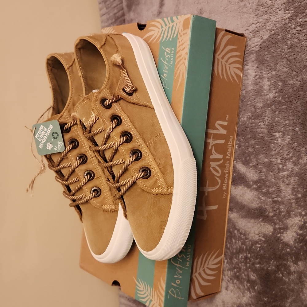 Blowfish 4 earth sneakers